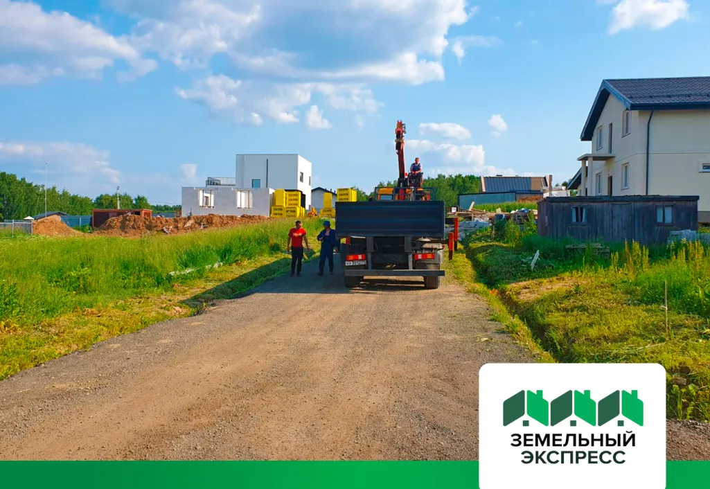 Завезена партия опор линии электропередач в поселок «Calipso Village-2»