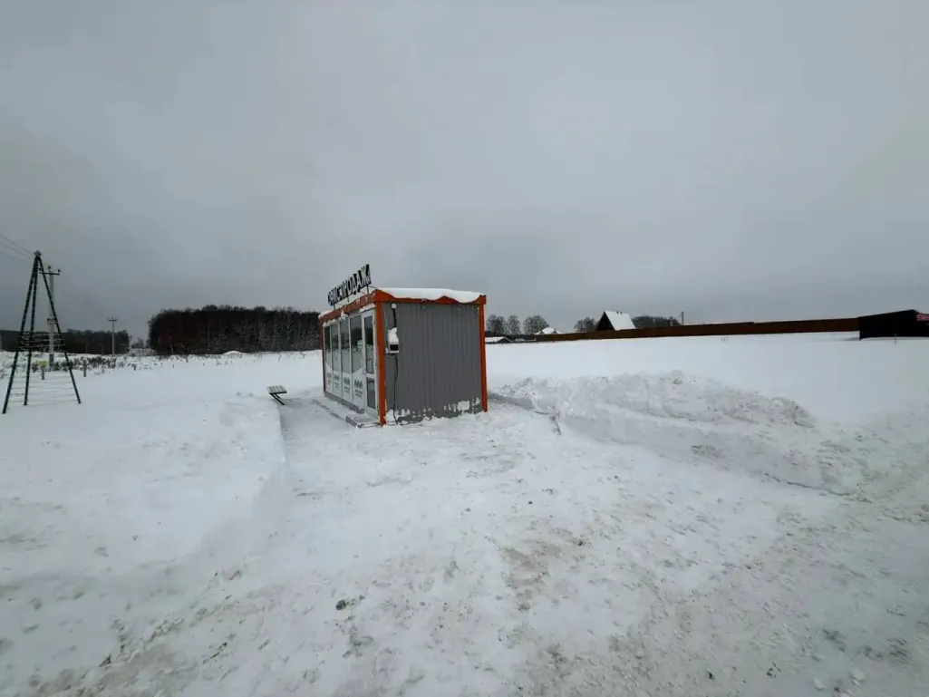 "Лидер"- уборка снега на въезде