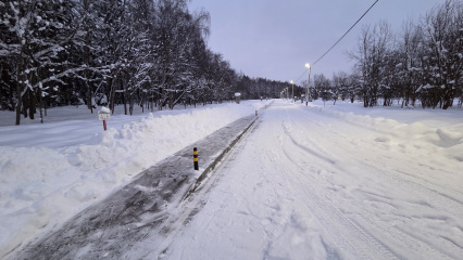 «Триумфальный»: безопасные тротуары для прогулок