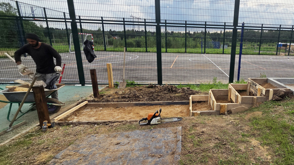 Продолжаем благоустройство спортивной зоны в КП «Новое Фелисово»