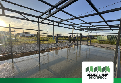 В КП «Земляничная поляна 3» начался монтаж контейнерной площадки для вывоза бытового мусора