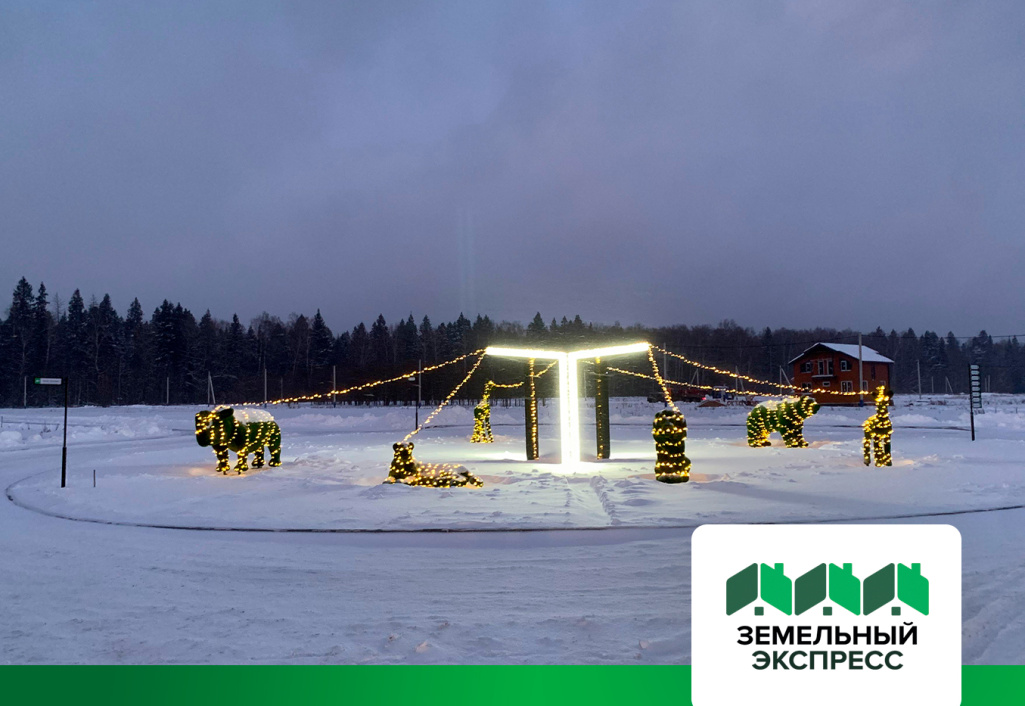 В КП "Триумфальный" завершили работы по монтажу гирлянд