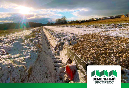 Работы по установке дренажных труб в поселке "Новое Сонино"