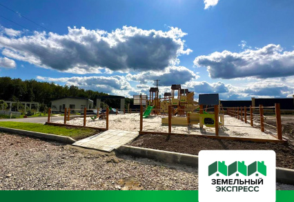 Установка тропинки к детской площадке и благоустройство въездной группы в в поселке «Династия»